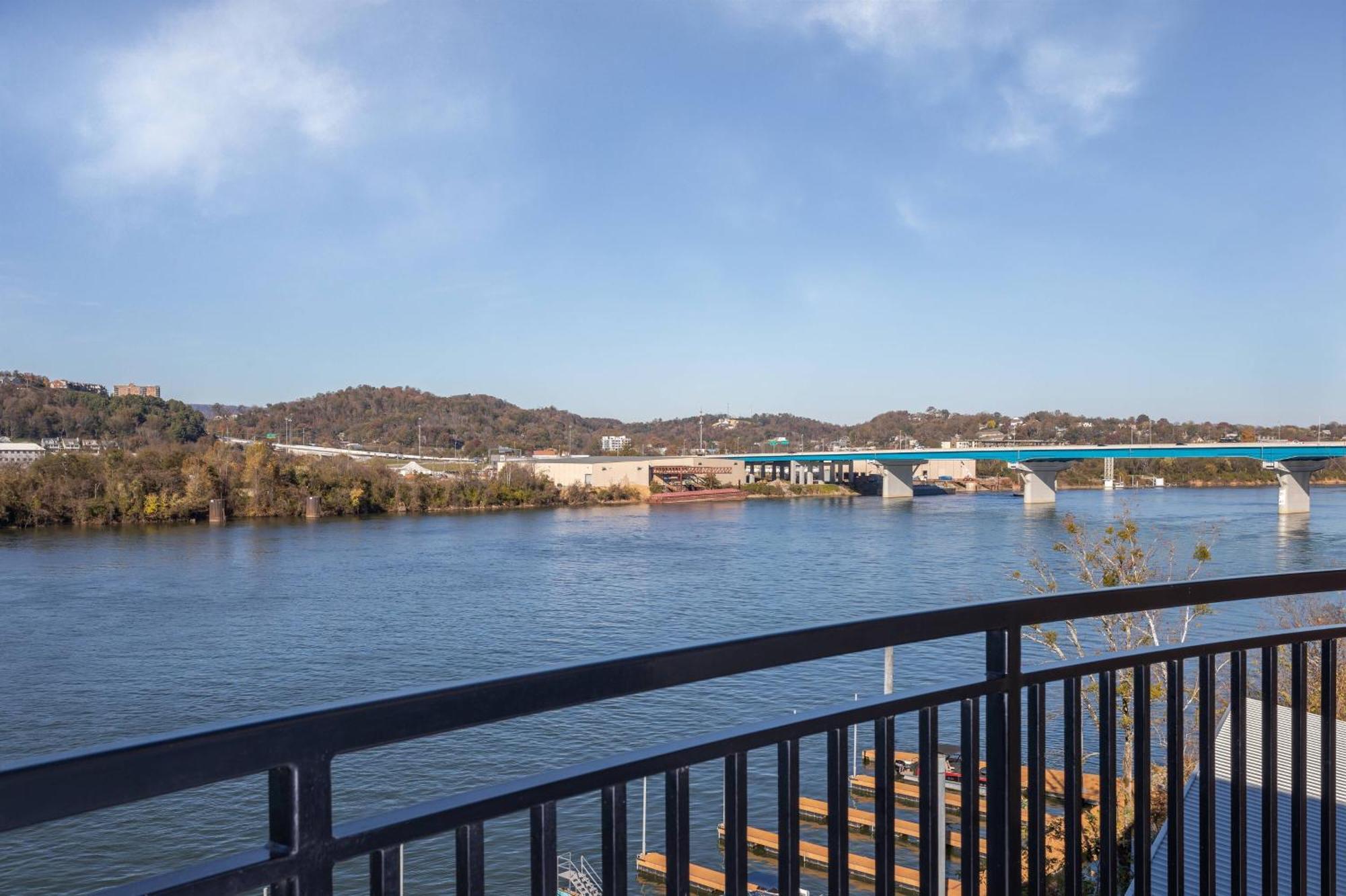 Springhill Suites By Marriott Downtown Chattanooga/Cameron Harbor Dış mekan fotoğraf